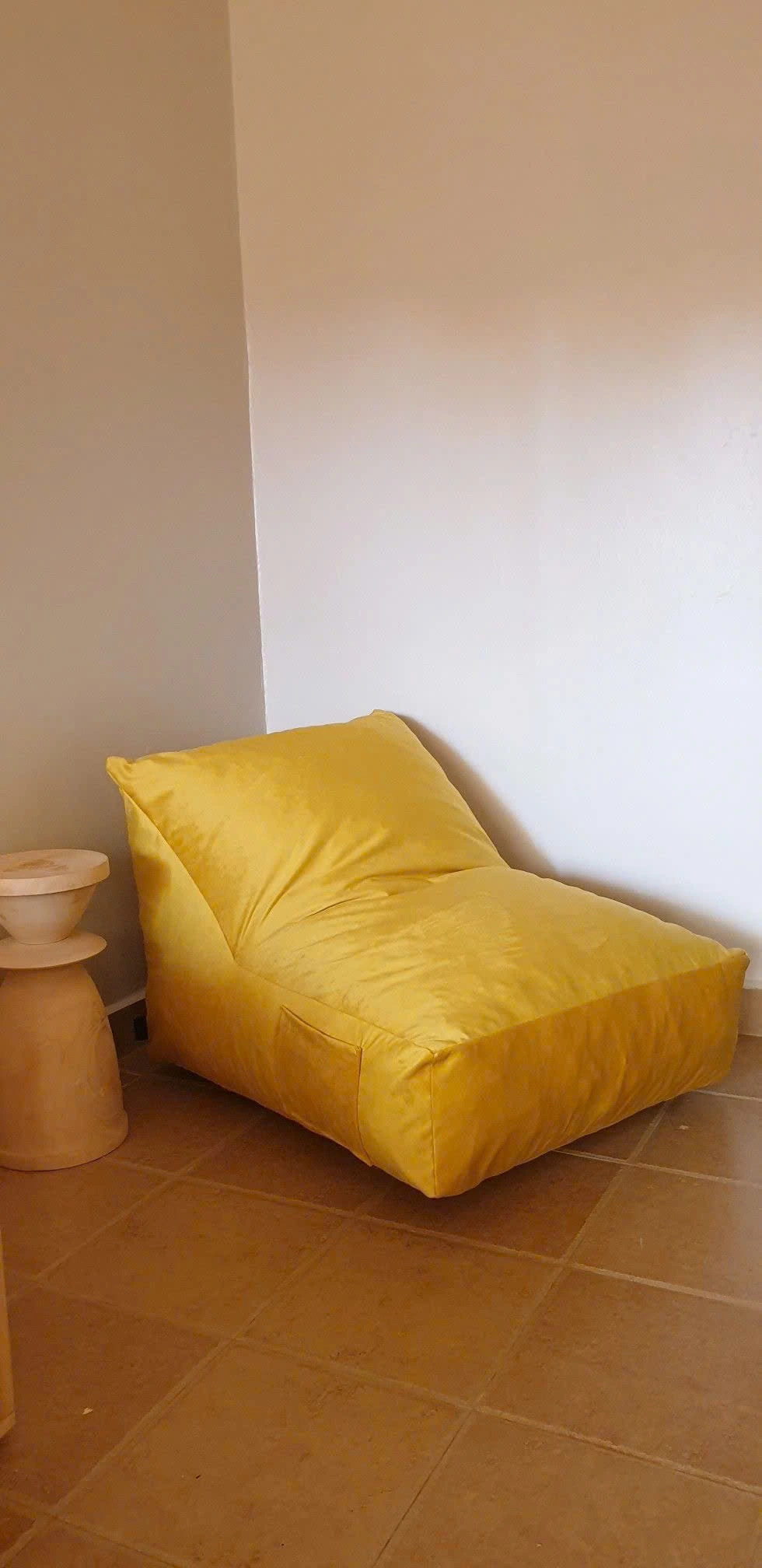 Kiểu Sofa Mở Quạ
